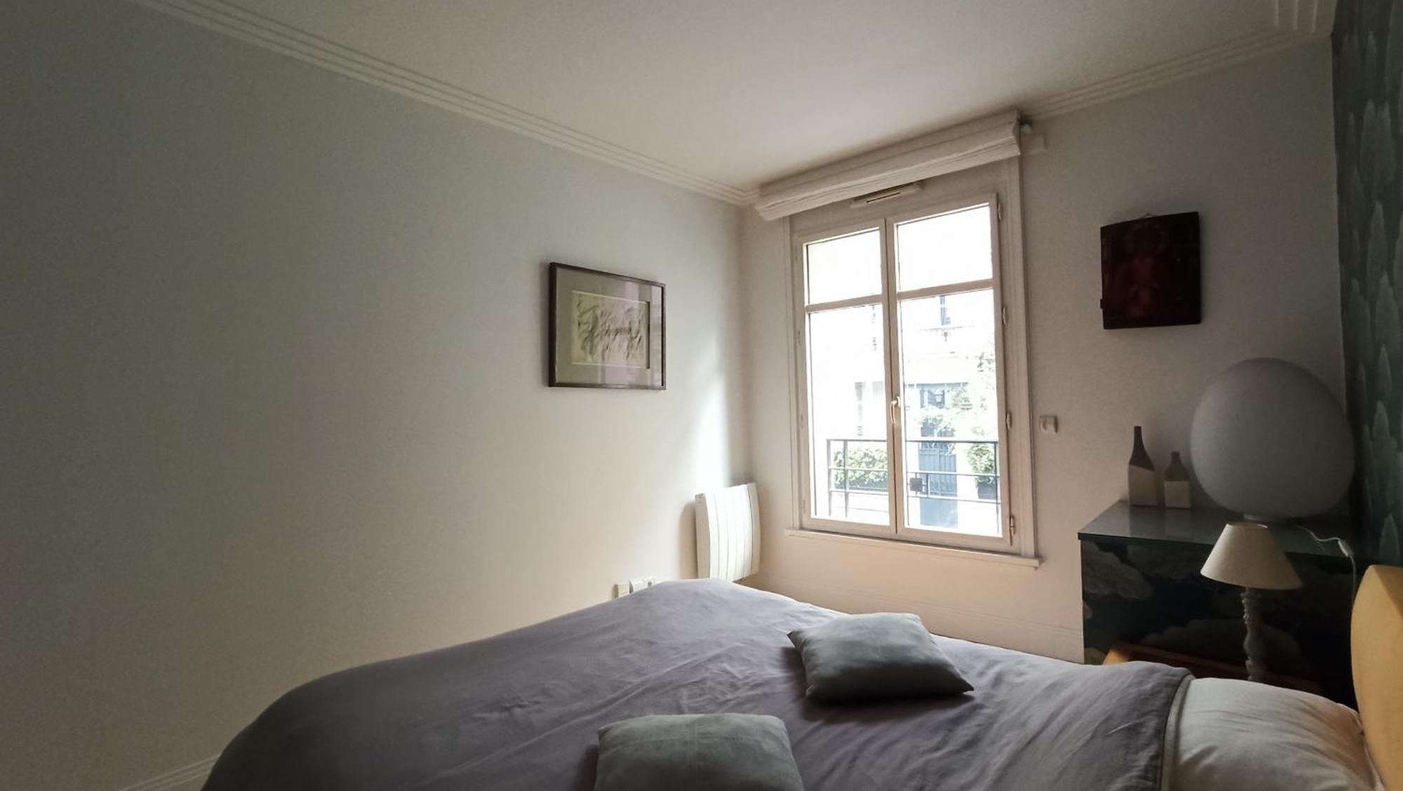 7 Iconic In Historic Eiffel Invalides District * Parigi