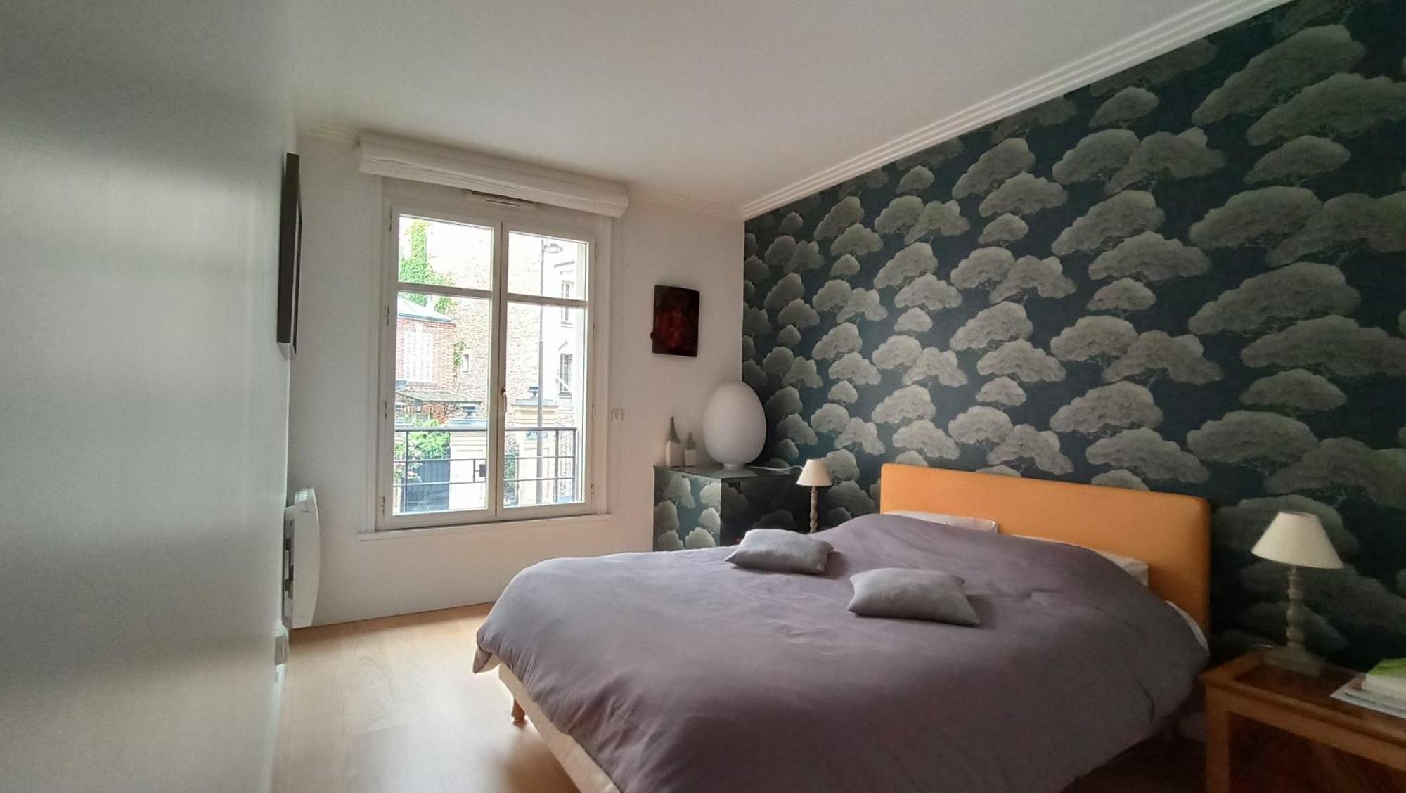 7 Iconic In Historic Eiffel Invalides District Apartment