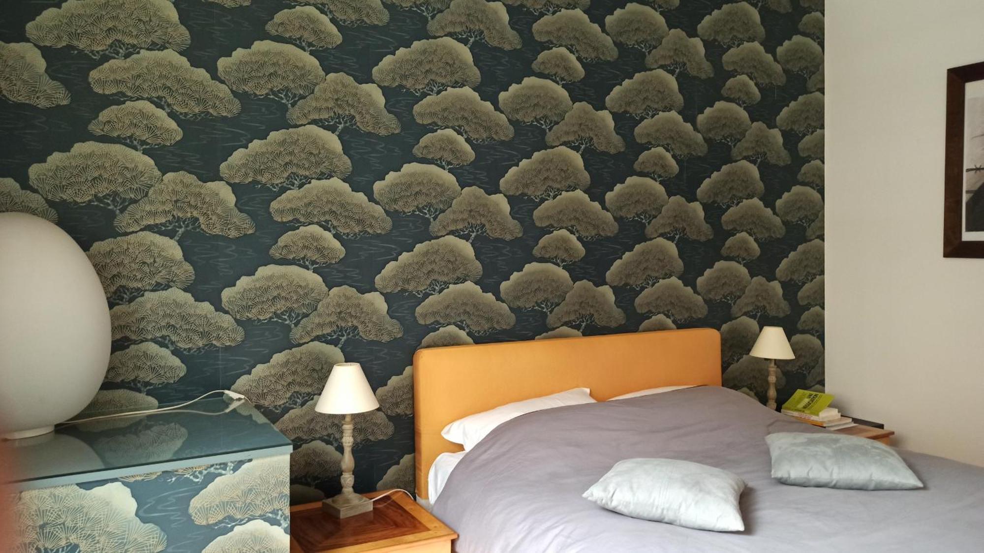 7 Iconic In Historic Eiffel Invalides District Paris